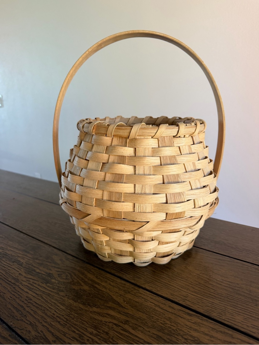 Nantucket Style Basket Large Handle Round Taper Bubble LARGE Wicker Ratan signed
